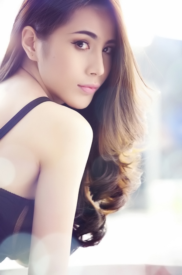 Thủy Ti&ecirc;n lộ nhiều dấu hiệu nhan sắc 