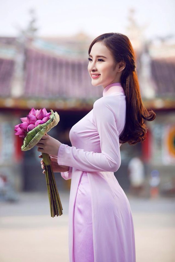 30 bộ áo dài đẹp mê mẩn của kiều nữ Việt trong 1 năm qua 16