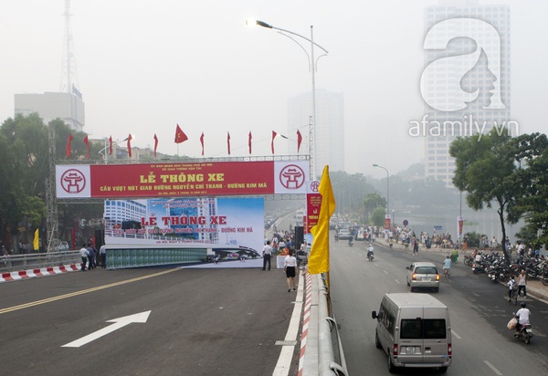 Thông xe cầu vượt dầm thép lớn nhất Việt Nam 2