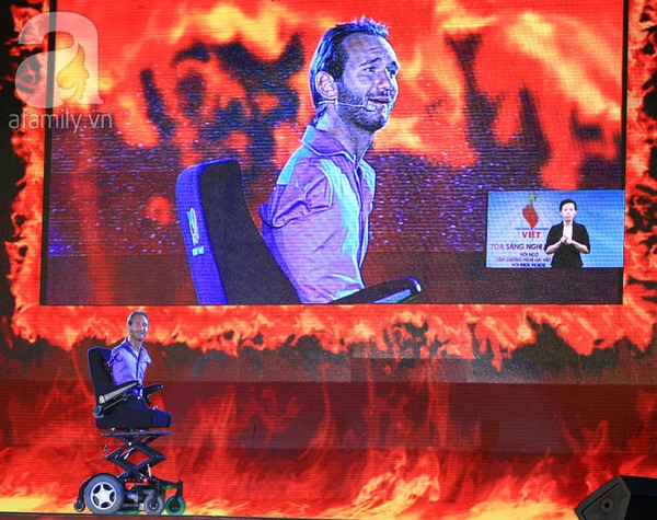 Xúc động những số phận đầy nghị lực trong buổi diễn thuyết của Nick Vujicic 6