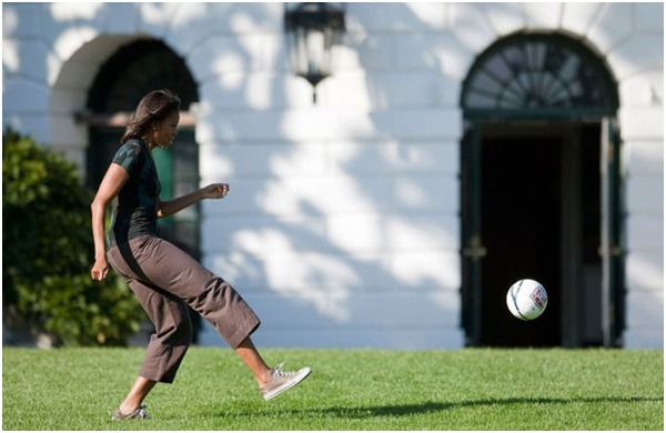 Bí quyết giữ vóc dáng cân đối của Đệ nhất phu nhân Michelle Obama 9