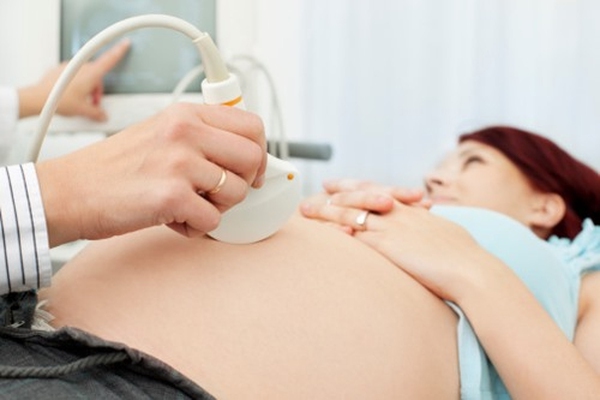 xét nghiệm nước tiểu khi mang thai