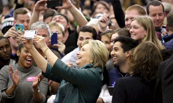 Hillary selfie