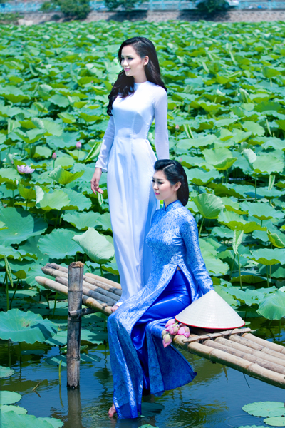 30 bộ áo dài đẹp mê mẩn của kiều nữ Việt trong 1 năm qua 23