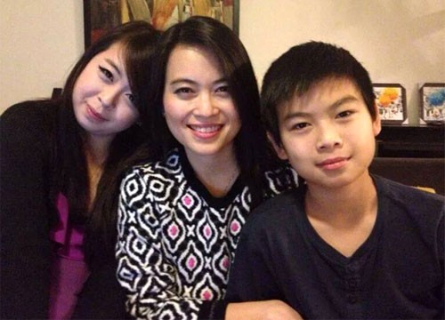 Nhận dạng được 2 mẹ con người Việt trên chuyến bay MH17 1