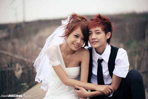 Bộ ảnh cưới gây sốt của cặp đôi đồng tính người Châu Á 12