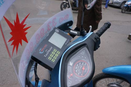 Xôn xao vì xe ôm kiểu... taxi 4 Xôn xao vì xe ôm kiểu... taxi 4