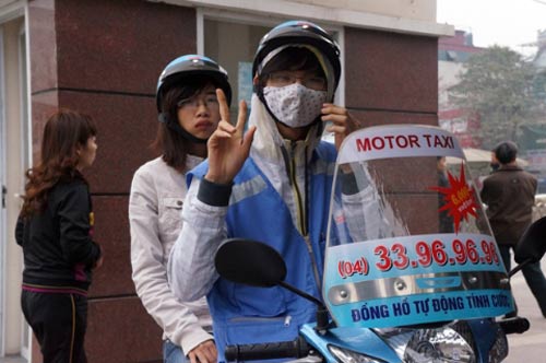 Xôn xao vì xe ôm kiểu... taxi 6 Xôn xao vì xe ôm kiểu... taxi 6