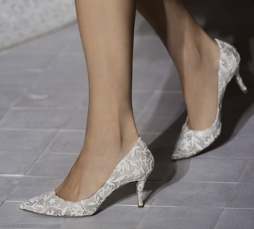 Kitten heels - mẫu giày dành cho quý cô tinh tế, ngọt ngào  10