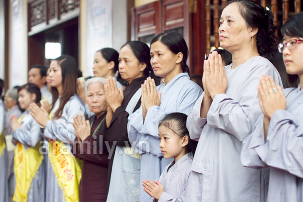 Lễ Vu Lan: Chữ hiếu tròn đầy