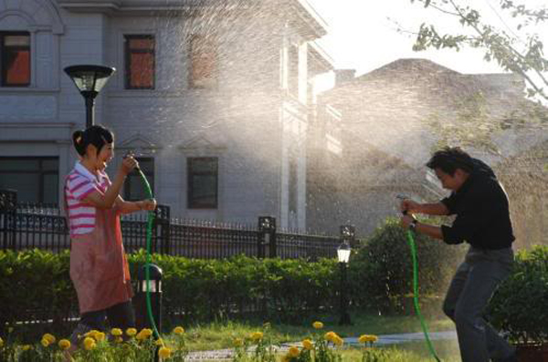 Những cặp vợ chồng &ldquo;kh&ocirc;ng y&ecirc;u vẫn cưới&rdquo; 