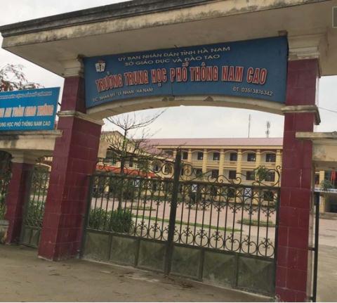 Nu sinh uong thuoc diet co hay bi danh hoi dong 