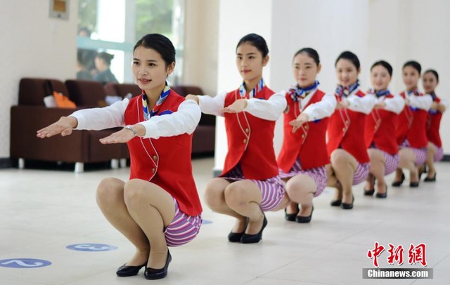 C&aacute;c ứng vi&ecirc;n phải trai qua nhiều phần thi rất khắt khe do nh&agrave; tuyển dụng đưa ra.