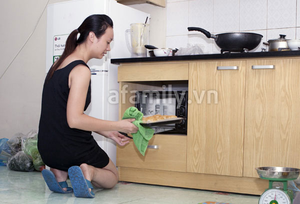 Theo chân một phụ nữ lần đầu làm bánh Trung thu tại nhà Theo chân một phụ nữ lần đầu làm bánh Trung thu tại nhà