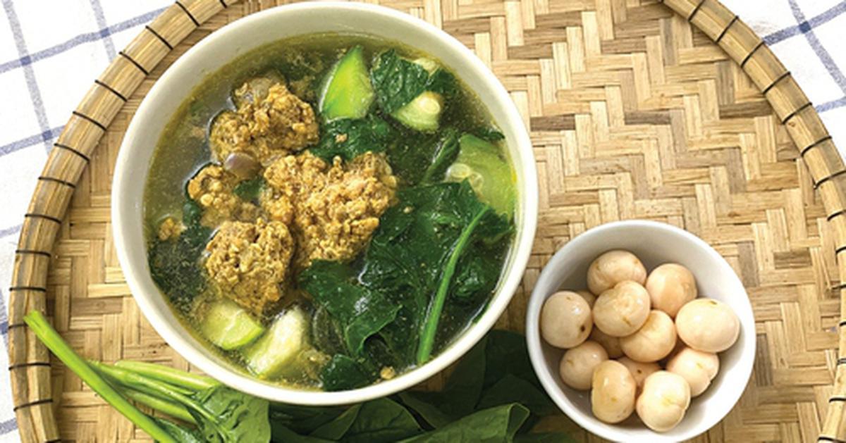 Rau mồng tơi - loại rau mùa hè chứa vô vàn công dụng
