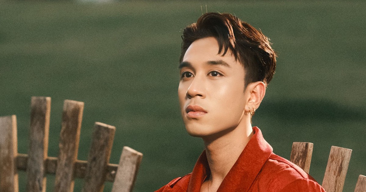 Dương Edward ra mắt Ngược chiều trái tim trong EP Song song