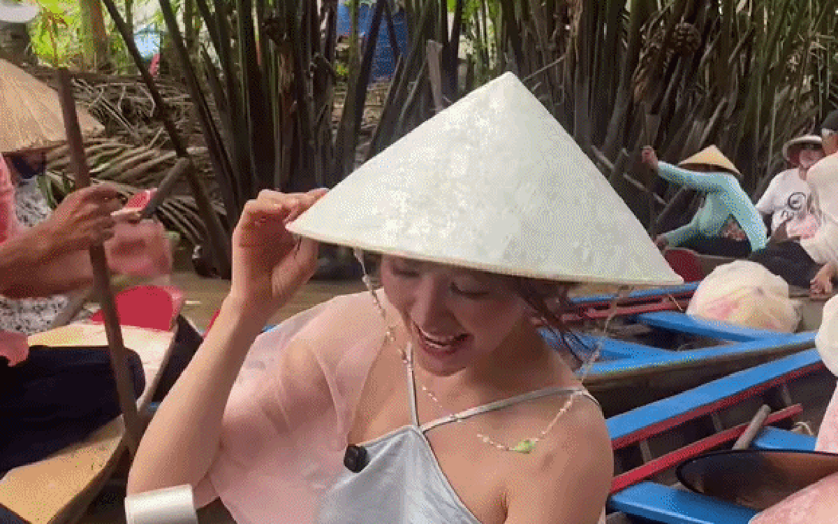 Hari Won: Phong cách thời trang ấn tượng , đẹp mãi theo thời gian