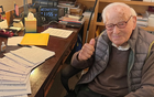 Ông lão 110 tuổi có trí nhớ như người trẻ, tặng lại ‘siêu não’ cho y học sau khi qua đời: Bí quyết nhờ nắm tay vợ đi bộ mỗi ngày 5km