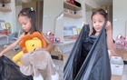 Con gái Hồ Ngọc Hà tặng đồ chơi cho các bạn khó khăn, cô bé nói gì với mẹ mà netizen xuýt xoa khen "đẹp người đẹp nết"?