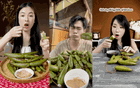 Dạo này MXH thi nhau mukbang loại quả dại Tây Bắc: Vị lạ, mùi thơm, ăn với chẳm chéo thì “hết sẩy”