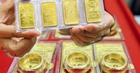 Lục két sắt của mẹ, tôi phát hiện 3 thứ nhớ đời