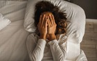 Ngày sinh nhật "tan tành" vì chồng ở lì trong phòng tắm 30 phút chứ không thèm giúp trông con