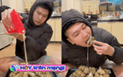 Thanh niên đăng clip ăn gừng luộc rưới sữa đặc giữ ấm mùa đông khiến toàn thể dân mạng... bị lừa!