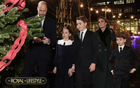 Khoảnh khắc "tan chảy" tại lễ Giáng sinh Hoàng gia: 3 con nhà Kate Middleton để lại dấu ấn riêng, nét chữ trẻ thơ hé lộ điều gì?