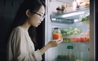 Nghỉ lễ về quê, mẹ chồng giật mình khi biết lý do con dâu vứt sạch đồ ăn trong tủ lạnh của mình