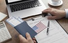 Mỹ đột ngột dừng cấp mới visa du học, vì sao?