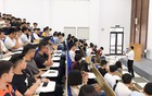 1 ngành học năm ngoái có điểm chuẩn "đỉnh nóc kịch trần": Năm nay có thể giảm nhẹ, thí sinh tỉnh táo khi chọn thi, đừng chạy theo xu hướng