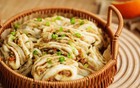 Bữa sáng “nuôi dưỡng tỳ vị”: Món bánh hoa cuốn nhân thịt củ mài, dễ làm lại cực kỳ tốt cho sức khỏe cả nhà