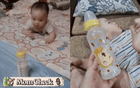 Review chiếc bình sữa cổ hẹp giá rẻ bằng cốc trà sữa, được mệnh danh là "chiến thần", chinh phục cả những em bé "chê bình" nhất!