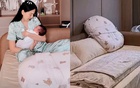 Chiếc gối xuất hiện thường xuyên bên mẹ Mai Ngọc và bé Panda, hóa ra chẳng xa lạ gì với hội bỉm sữa có con dưới 6 tháng