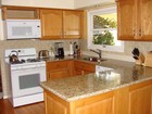 Vì sao "Bếp xung cửa chính" lại là đại kỵ trong phong thủy? Chuyên gia giải thích lý do sâu xa đằng sau