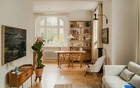 Ở sang mà vẫn giữ được vượng khí: Bên trong căn hộ 70m2 của cặp luật sư - diễn viên khiến hội yêu nhà trầm trồ