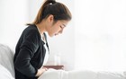 Căn bệnh ung thư chỉ phụ nữ mới mắc, là "kẻ giết người thầm lặng" nhưng giai đoạn đầu rất dễ nhầm với bệnh phụ khoa: Thấy 6 dấu hiệu phải đi khám ngay