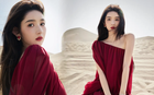 Vương Ngọc Văn “đốt cháy” cát vàng Đôn Hoàng: Đầm đỏ lệch vai đẹp đến mức sa mạc cũng phải lặng im