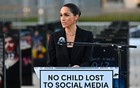 Meghan Markle có bài phát biểu xúc động tại Geneva, nhưng đám đông thưa thớt ngó lơ