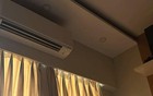 Xót xa vì mẹ và 5 cháu lên chơi chịu cảnh nóng bức, anh chồng check camera mới phát hiện sự thật về 3 chiếc điều hòa