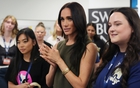 Bán mứt ế ẩm, nguy cơ thua lỗ 130 tỷ đồng, Meghan lại chuyển sang bán matcha