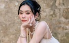 Báu vật chưa từng xuất hiện công khai của 'Tứ phu nhân' Lương An Kỳ ngự trên cổ Hề Mộng Dao đêm tiệc