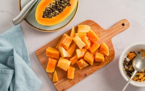 Bệnh g&igrave; khiến người phụ nữ 27 tuổi cao 1,6m nhưng chỉ nặng 17,5kg bị 