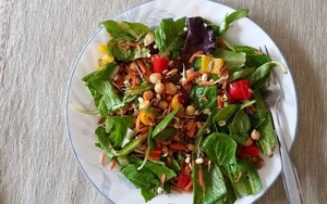 3 dấu hiệu điển h&igrave;nh của bệnh ung thư đ&aacute;ng sợ, mỗi năm 