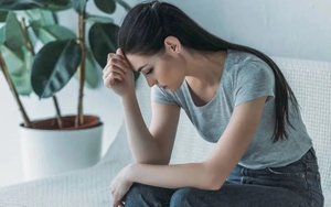 Nhiều người đang đ&aacute;nh răng kh&ocirc;ng hiệu quả: Đừng đ&aacute;nh răng ngay trước khi đi ngủ, h&atilde;y l&agrave;m việc n&agrave;y sớm hơn! - Ảnh 2.