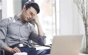 2 h&agrave;nh vi sau khi ngủ dậy ở nam giới c&oacute; thể hại gan hơn cả uống rượu: Hầu hết mọi người đều kh&ocirc;ng biết - Ảnh 3.