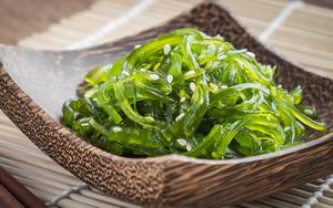 Trời n&oacute;ng dễ mệt mỏi, đậu xanh l&agrave; m&oacute;n ăn nhiều gia đ&igrave;nh kh&ocirc;ng n&ecirc;n bỏ qua: Vừa dễ ăn vừa gi&agrave;u dinh dưỡng - Ảnh 2.