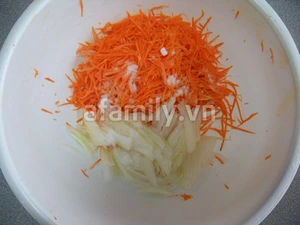 Salad c&agrave; rốt - l&agrave;m cực nhanh ăn cực ngon 3