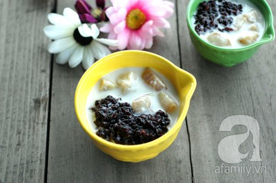 Chè chuối nếp cẩm