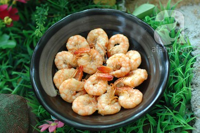 T&ocirc;m om h&agrave;nh